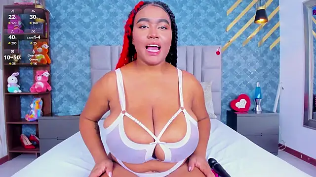 NiiaMoore online show from March 2026 04:07:01 PM