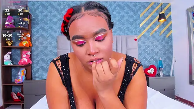 NiiaMoore online show from February 2026 07:35:02 PM