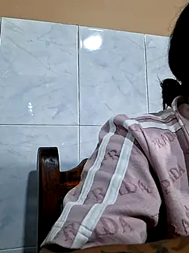 Liancy online show from September 2025 07:31:02 PM