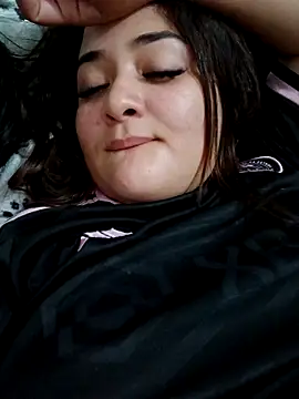 Liancy online show from February 2025 04:01:01 AM