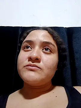 Liancy online show from December 2025 11:42:01 PM