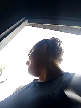 Liancy online show from February 2026 08:33:02 PM