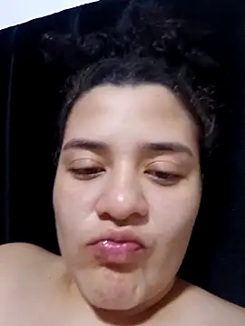 Liancy online show from April 2026 11:01:01 PM