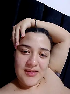 Liancy online show from April 2026 09:40:01 PM