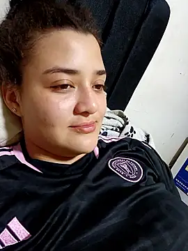 Liancy online show from October 2025 01:15:01 AM