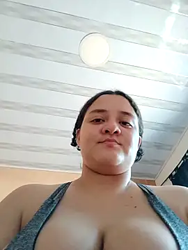 Liancy online show from February 2026 08:48:02 PM