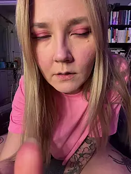 nymferatu online show from March 2025 04:30:01 PM