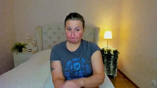 HotLiss online show from February 2026 06:25:01 AM