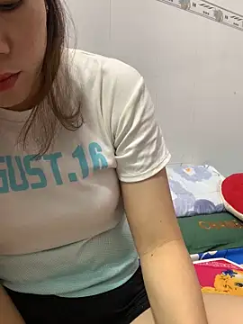 Snapshot of Baby-bigtits chatting on November 2025 02:26:01 AM Baby-bigtits online show from November 2025 02:26:01 AM