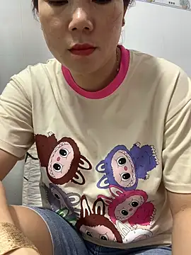 Snapshot of Baby-bigtits chatting on November 2025 02:03:01 AM Baby-bigtits online show from November 2025 02:03:01 AM