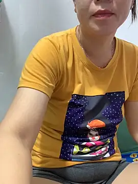 Snapshot of Baby-bigtits chatting on September 2025 12:11:01 AM Baby-bigtits online show from September 2025 12:11:01 AM