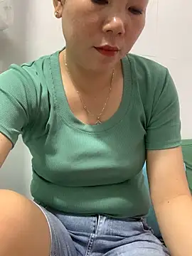 Snapshot of Baby-bigtits chatting on September 2025 01:56:01 AM Baby-bigtits online show from September 2025 01:56:01 AM