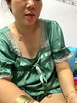 Snapshot of Baby-bigtits chatting on November 2025 02:53:02 PM Baby-bigtits online show from November 2025 02:53:02 PM