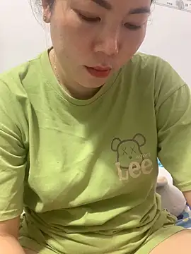 Snapshot of Baby-bigtits chatting on December 2025 10:47:01 AM Baby-bigtits online show from December 2025 10:47:01 AM