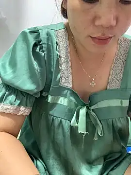 Snapshot of Baby-bigtits chatting on October 2025 11:47:02 PM Baby-bigtits online show from October 2025 11:47:02 PM