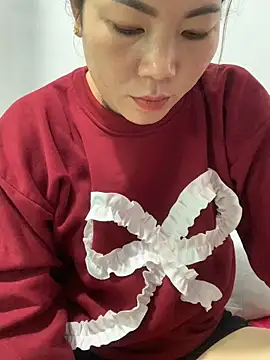 Snapshot of Baby-bigtits chatting on November 2025 03:06:02 AM Baby-bigtits online show from November 2025 03:06:02 AM