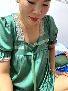 Snapshot of Baby-bigtits chatting on November 2025 11:52:01 PM Baby-bigtits online show from November 2025 11:52:01 PM