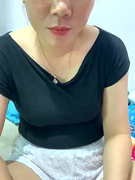 Snapshot of Baby-bigtits chatting on September 2025 04:35:02 AM Baby-bigtits online show from September 2025 04:35:02 AM