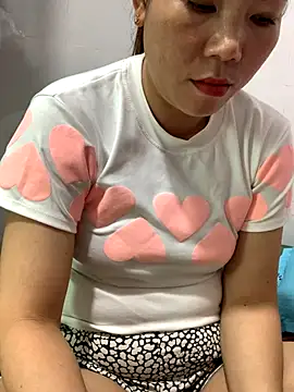 Snapshot of Baby-bigtits chatting on October 2025 02:55:02 AM Baby-bigtits online show from October 2025 02:55:02 AM