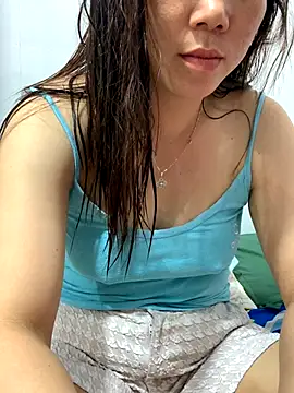 Snapshot of Baby-bigtits chatting on November 2025 11:42:02 AM Baby-bigtits online show from November 2025 11:42:02 AM