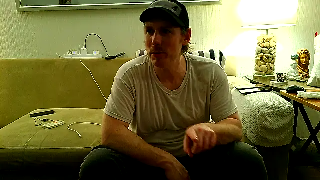 Snapshot of Rock_Pierce chatting on July 2026 04:30:01 AM Rock Pierce online show from July 2026 04:30:01 AM
