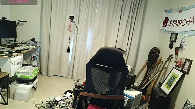 Snapshot of Rock_Pierce chatting on May 2026 10:42:01 PM Rock Pierce online show from May 2026 10:42:01 PM