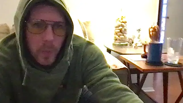 Snapshot of Rock_Pierce chatting on November 2025 04:44:01 PM Rock Pierce online show from November 2025 04:44:01 PM