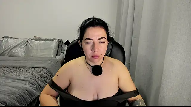 Im coco online show from April 2026 10:33:01 AM