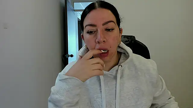 Im coco online show from May 2026 12:20:01 PM