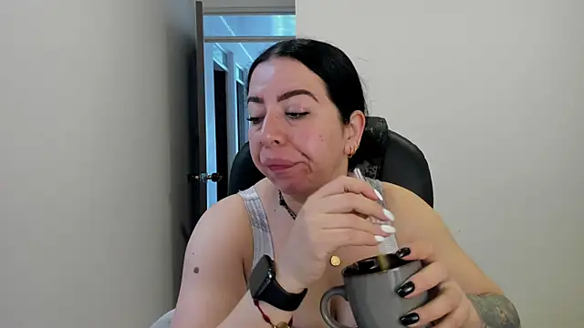 Im coco online show from April 2026 12:22:02 PM