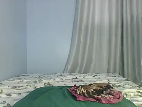 sandra sauvage online show from September 2025 11:15:02 AM