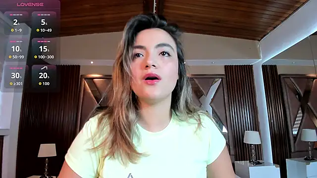 Snapshot of IsabellaaJoness chatting on June 2026 11:33:01 AM IsabellaaJoness online show from June 2026 11:33:01 AM