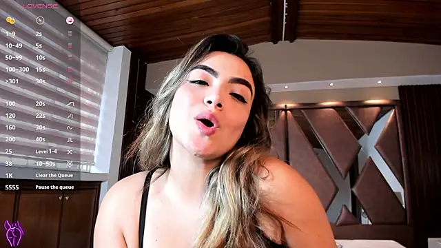 IsabellaaJoness online show from April 2026 11:25:02 AM