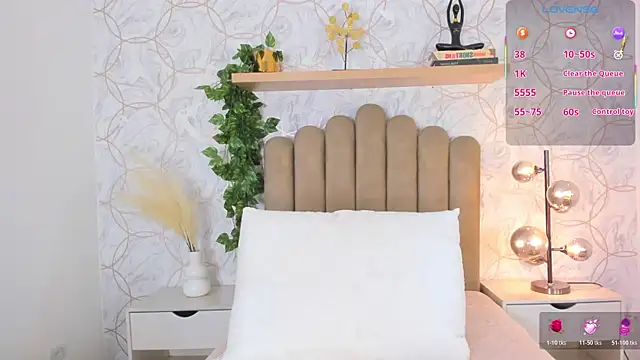 Snapshot of Roma__love chatting on October 2025 12:28:01 PM Roma love online show from October 2025 12:28:01 PM