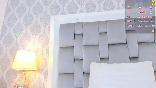 Snapshot of Roma__love chatting on November 2025 11:58:02 AM Roma love online show from November 2025 11:58:02 AM