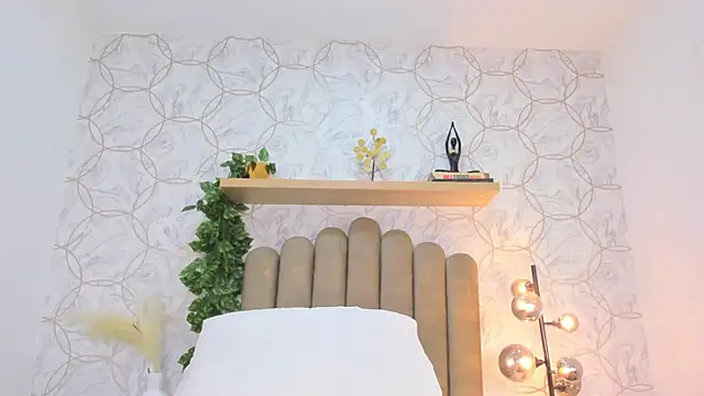 Snapshot of Roma__love chatting on November 2025 12:19:01 PM Roma love online show from November 2025 12:19:01 PM