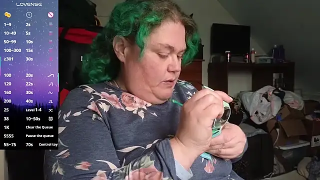 Snapshot of EmberCum chatting on October 2025 05:13:02 PM EmberCum online show from October 2025 05:13:02 PM