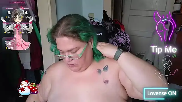 Snapshot of EmberCum chatting on November 2025 12:53:02 PM EmberCum online show from November 2025 12:53:02 PM