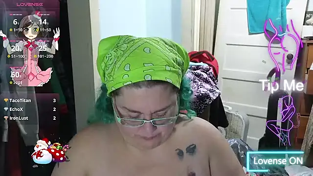 Snapshot of EmberCum chatting on November 2025 09:58:01 AM EmberCum online show from November 2025 09:58:01 AM