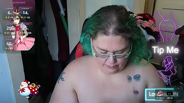 Snapshot of EmberCum chatting on November 2025 12:53:01 PM EmberCum online show from November 2025 12:53:01 PM