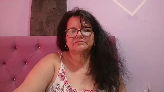kassandra02 online show from June 2026 02:56:02 PM
