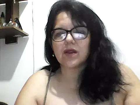 kassandra02 online show from February 2025 02:01:01 PM