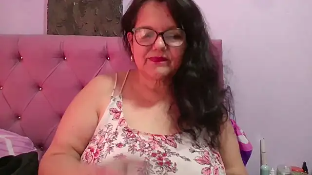 kassandra02 online show from May 2026 03:01:02 PM