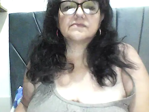 kassandra02 online show from September 2025 02:50:01 AM