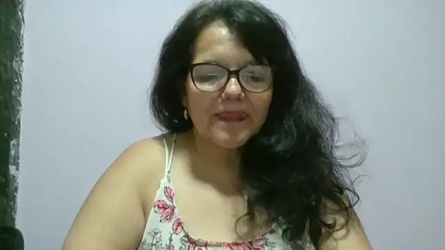 kassandra02 online show from May 2026 01:23:02 AM