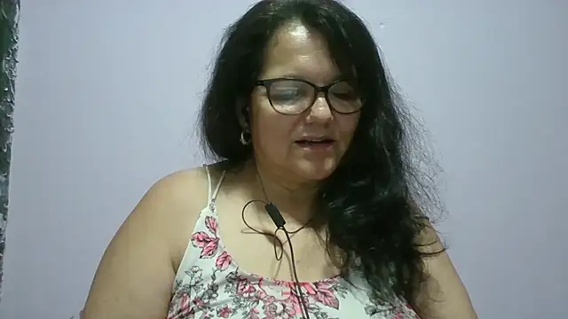 kassandra02 online show from May 2026 03:11:02 AM