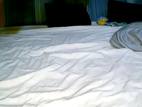 Babyjuliana  online show from November 2025 08:40:01 AM