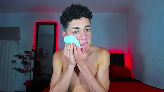 DavidfullOFlove online show from December 2024 02:22:02 PM