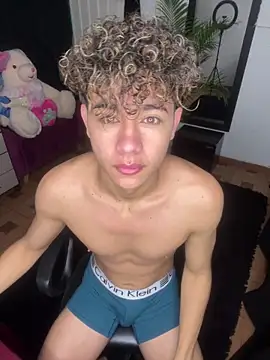 DavidfullOFlove online show from September 2025 06:37:01 PM