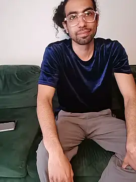 Snapshot of Redfloweer1 chatting on September 2025 02:01:02 PM Redfloweer1 online show from September 2025 02:01:02 PM